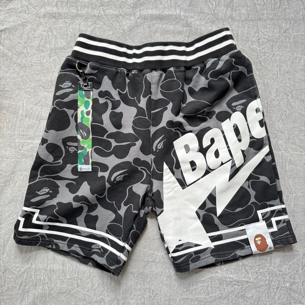 A Bathing Ape Bape Shorts - XXL
